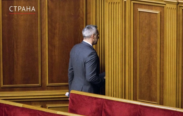 Они ушли за рейтинг. Перестановки во власти