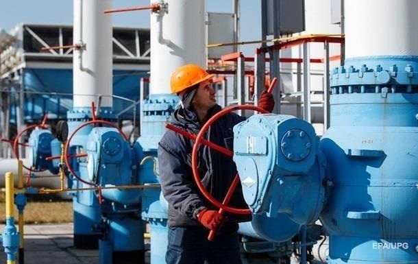 Украина начала закачку газа в ПХГ