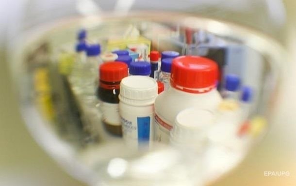 В Британии проходит масштабное испытание лекарств против COVID-19