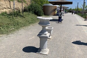 Пляж в Крыжановке: плюсы, минусы и как проходит подготовка к туристическому сезону 