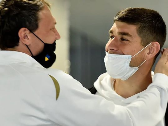 Без Коноплянки: збірна України полетіла до Харкова на заключний етап підготовки до Євро-2020