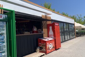 Пляж в Крыжановке: плюсы, минусы и как проходит подготовка к туристическому сезону 