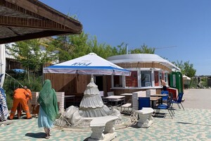 Пляж в Крыжановке: плюсы, минусы и как проходит подготовка к туристическому сезону 