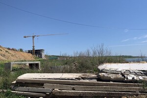 Пляж в Крыжановке: плюсы, минусы и как проходит подготовка к туристическому сезону 