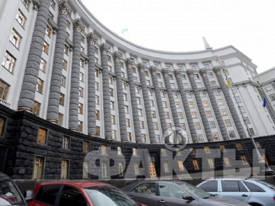 Кабмін намагається гасити пожежі, але і в цьому високої результативності немає, — Железняк