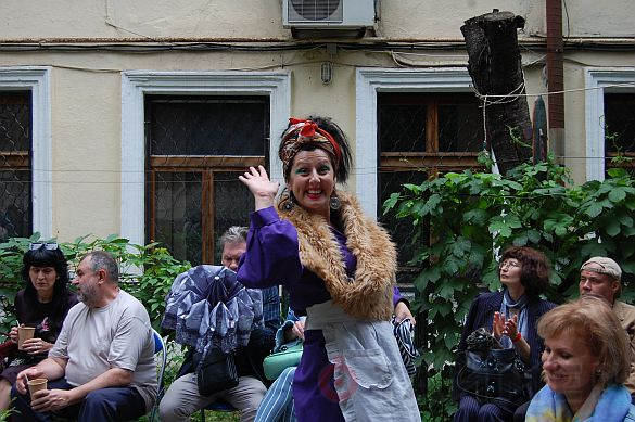 «Коммуна Люкс» дала три сольных концерта за день и угостила слушателей ухой