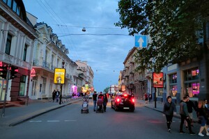 Третий день без машин: как работает пешеходная зона в центре Одессы
