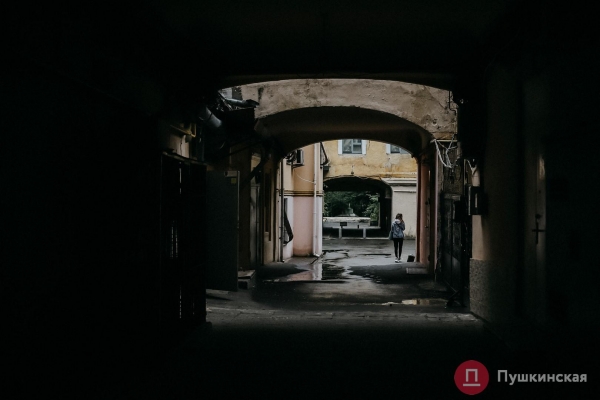 Дождь, ветер, холодрыга: как в Одессе стартовало лето. Фоторепортаж