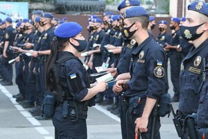 Впервые в Украине: в Одессе женщина-нацгвардеец возглавила патрулирование города  