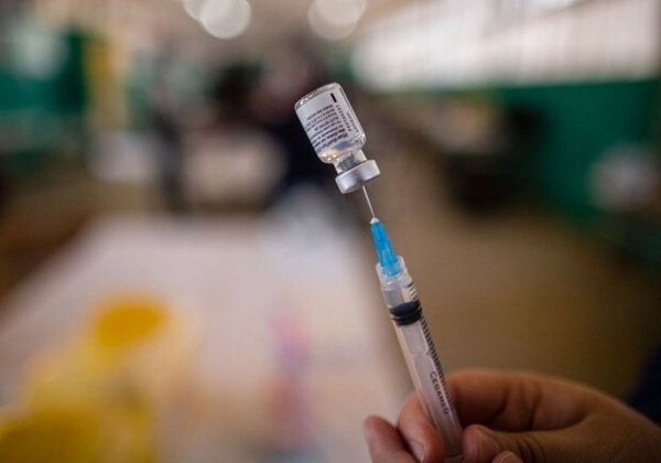 Получи ответ: можно ли комбинировать вакцины Pfizer и AstraZeneca