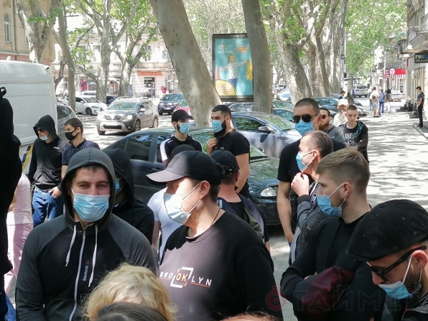 В центре Одессы безрезультатно помитинговали против сноса старинного здания