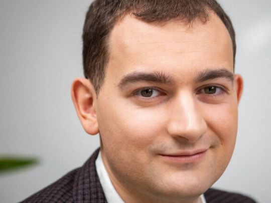 «Побачив „наружку“ біля під'їзду»: білоруський політолог виїхав в Україну після «інтерв'ю» Протасевича