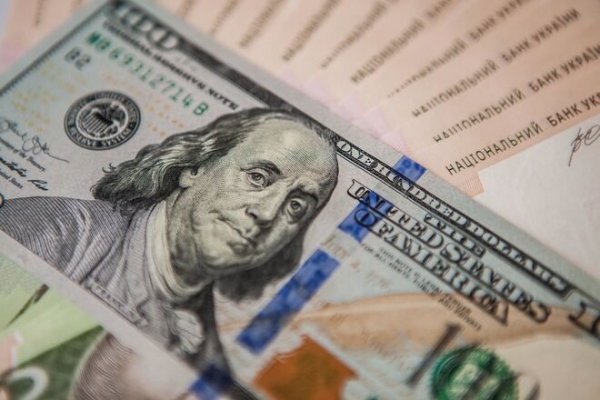 
Доллар в Украине должен стоить 11,5 грн по индексу Биг Мака
