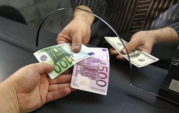 В Украине заработали новые правила покупки валюты: что изменилось