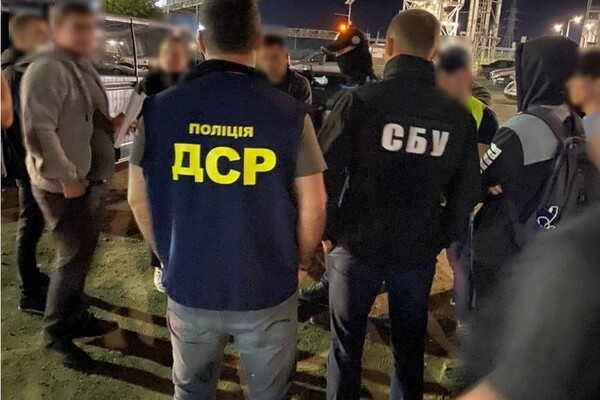 На 10 миллионов: одесские правоохранители задержали огромную партию кокаина