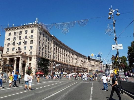 Лідирують «Слуга народу» і ОПЗЖ: соцопитування КМІС