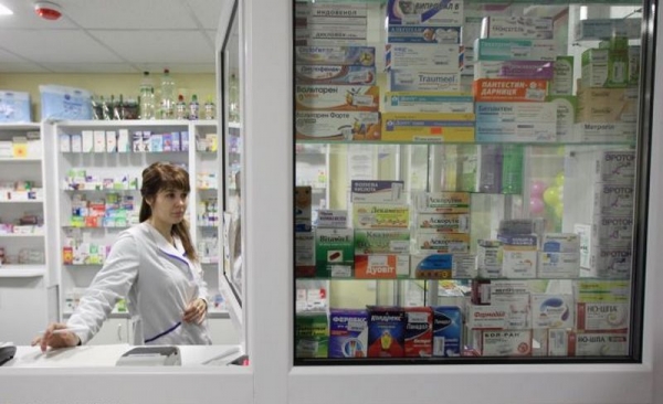 В Украине запретили продавать лекарства детям до 14 лет