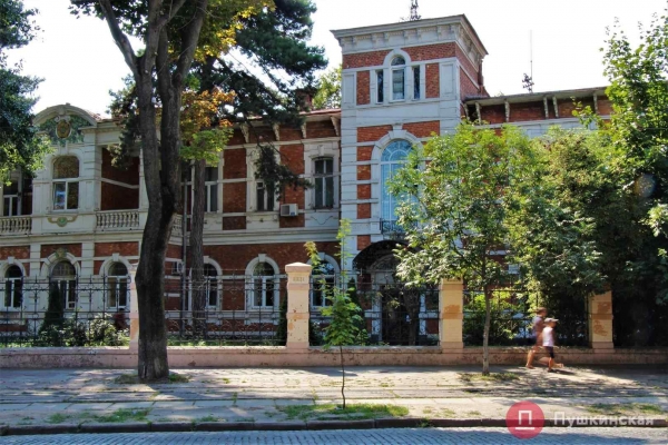 Жаркий аукцион по продаже исторического винзавода на Французском бульваре: цена выросла на 170 миллионов