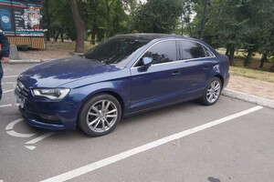 Парковались на местах для людей с инвалидностью: в Одессе эвакуировали нарушителей