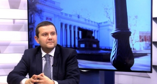 Борьба с ковидом: подавляющее большинство одесских медиков уже привились  