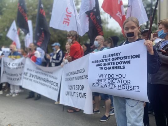 Журналісти закритих медіа прийшли на форум YES розповісти про ситуацію зі свободою слова в Україні