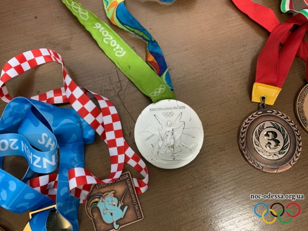 #OlympicLab. Титулованные одесские фехтовальщики встретились с юными спортсменами в рамках проекта НОК Украины