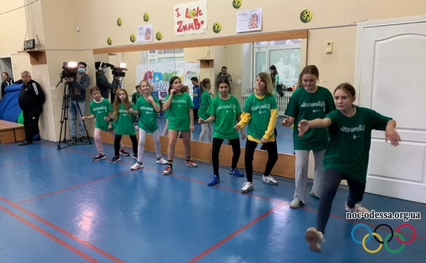 #OlympicLab. Титулованные одесские фехтовальщики встретились с юными спортсменами в рамках проекта НОК Украины