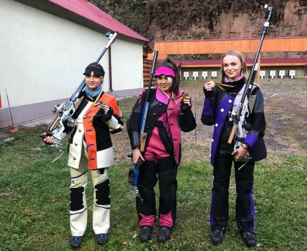 Пулевая стрельба. 15-летняя одесситка завоевала 5 медалей на молодежном чемпионате Украины
