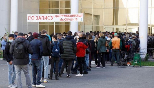 Два дня до локдауна: где могут вакцинироваться киевляне