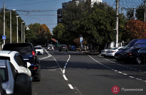 Многие улицы Одессы в этом году уже не получат новую разметку: в мэрии объяснили почему