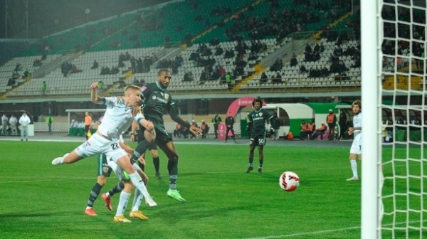 Футбол. VBET Лига: «Ворскла» — «Черноморец» — 0:0 (+обзор матча)