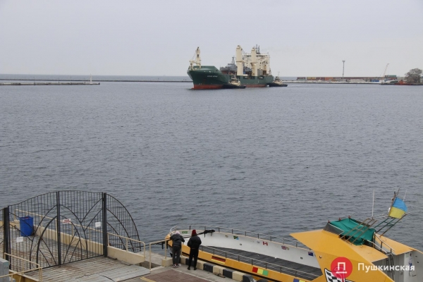 Служили Штатам, послужат и Украине: в Одессу прибыли американские патрульные катера