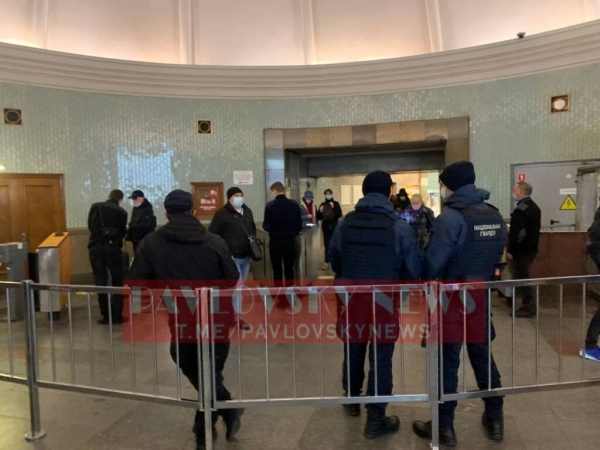 Карантин в Киеве: проверяют ли COVID-документы в метро и маршрутках