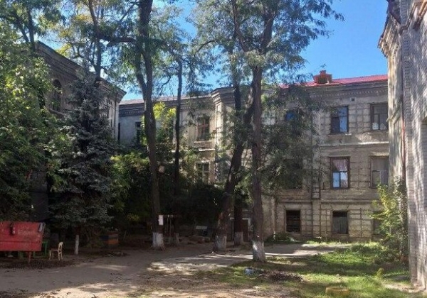 Дом на Успенской таки станет фондом жилья для переселенцев