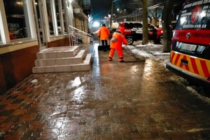 Непогода в Одессе: как в городе борются с гололедицей
