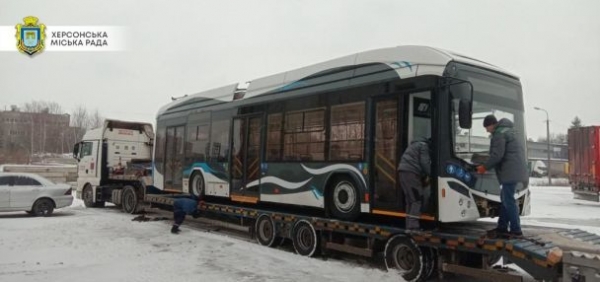 В Херсоне планируют вновь поднять тарифы на проезд: горожан зовут на разговор