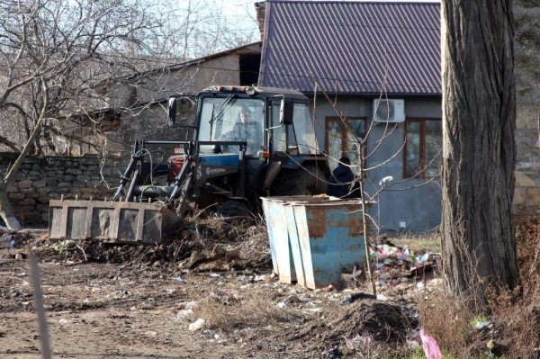 В Аккермане уничтожили стихийную свалку 