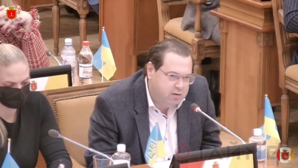 «Киев навязал повестку»: одесский шариец считает лишним созыв депутатов горсовета