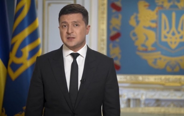 Украина разрывает дипотношения с Россией