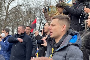 В Одессе прошел патриотический Марш Единства (фото, видео)