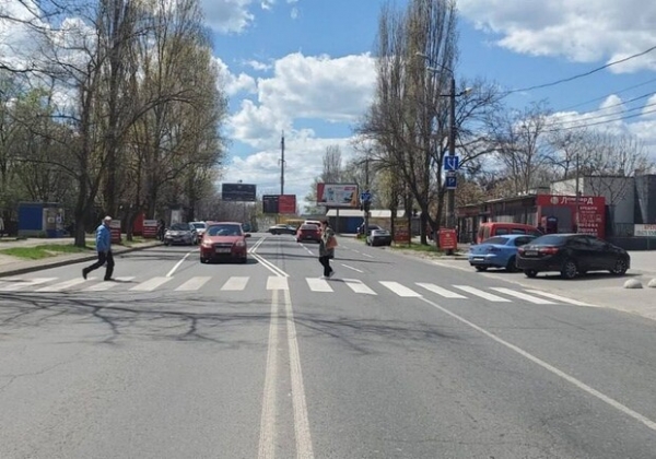 Еще одном участке в Одессе ввели трехполосное движение