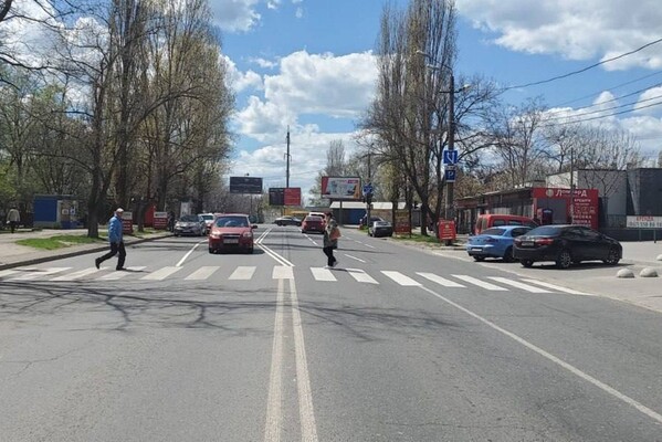 Еще одном участке в Одессе ввели трехполосное движение