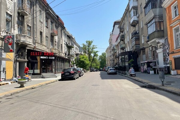 Освободили проход к Оперному, но Приморский еще закрыт: где теперь можно гулять в центре Одессы