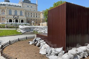 Освободили проход к Оперному, но Приморский еще закрыт: где теперь можно гулять в центре Одессы