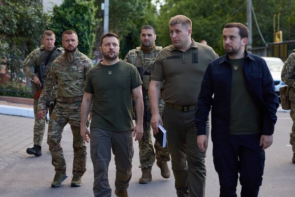 Во время визита в Одесскую область Владимир Зеленский обсудил ситуацию в регионе 