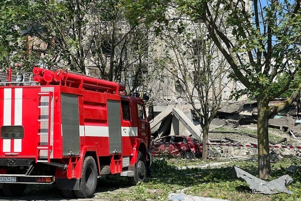 Под завалами на базе отдыха в Одесской области находятся три человека, из которых двое детей 