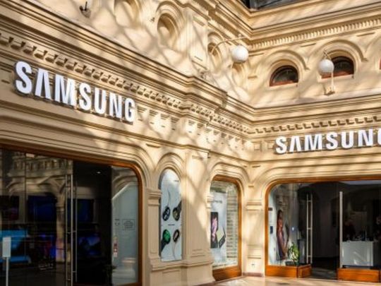 Samsung продовжує працювати в росії за «сірими схемами» — ЗМІ