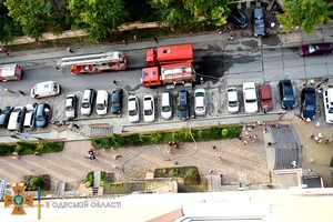 В жилмассиве "Радужный" тушили пожар в многоэтажке 