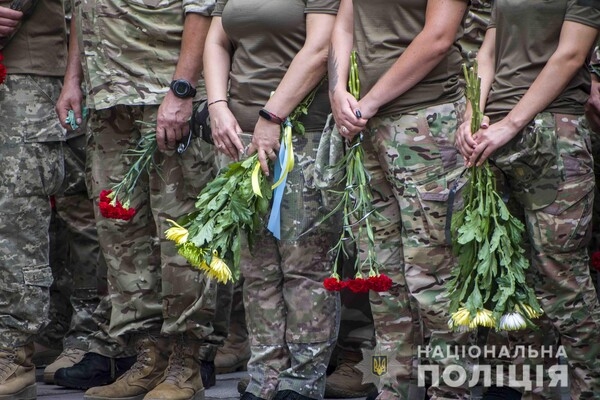 В Одессе простились с полицейским, который погиб на фронте 