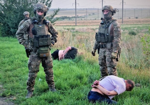 Грабили дома и жестоко избивали хозяев: в Одесской области разоблачили преступную группировку